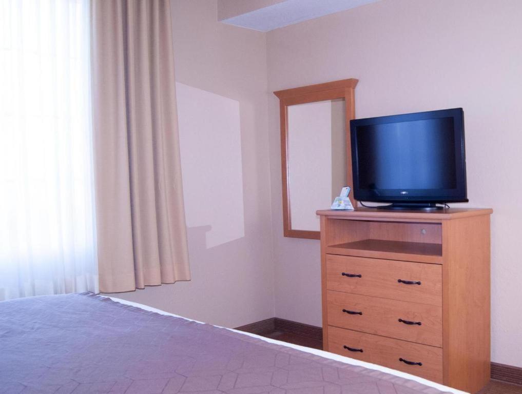 Best Western Locust Grove Inn & Suites Extérieur photo