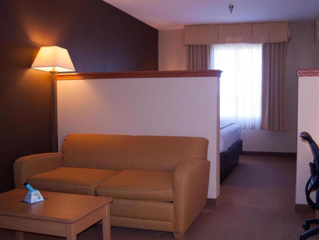 Best Western Locust Grove Inn & Suites Extérieur photo